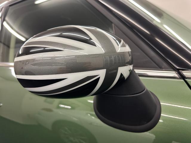 ＭＩＮＩ クーパーＳ　クロスオーバー　オール４　４ＷＤターボ　６ＭＴ　ワンオーナー　純正１７ＡＷ　ＨＩＤヘッドライト　ＥＴＣ　ルーフレール　ＡＵＸ外部入力　禁煙車　記録簿（25枚目）