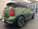 ＭＩＮＩ クーパーＳ　クロスオーバー　オール４　４ＷＤターボ　６ＭＴ　ワンオーナー　純正１７ＡＷ　ＨＩＤヘッドライト　ＥＴＣ　ルーフレール　ＡＵＸ外部入力　禁煙車　記録簿（7枚目）