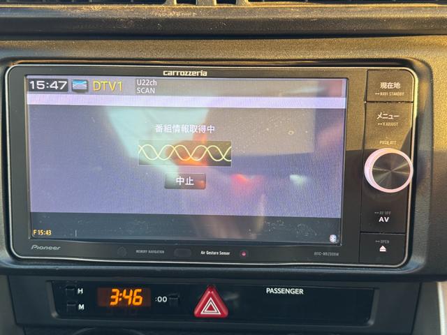 BRZ R 6速MT フジツボマフラー BLITZ車高調 17インチAW Defi3連メーター 社外エアクリ カロッツェリアナビ フルセグTV HIDヘッドライト LEDデイライト ドラレコ ETC(27枚目)