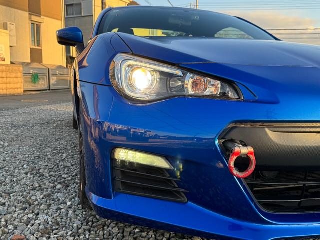 BRZ R 6速MT フジツボマフラー BLITZ車高調 17インチAW Defi3連メーター 社外エアクリ カロッツェリアナビ フルセグTV HIDヘッドライト LEDデイライト ドラレコ ETC(32枚目)