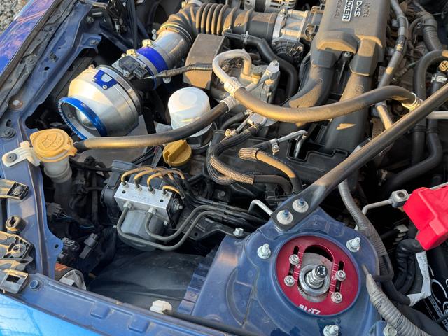 BRZ R 6速MT フジツボマフラー BLITZ車高調 17インチAW Defi3連メーター 社外エアクリ カロッツェリアナビ フルセグTV HIDヘッドライト LEDデイライト ドラレコ ETC(38枚目)