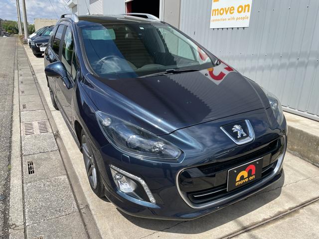 SW スポーティアム 正規ディーラー車 7人乗り 禁煙車 フルセグナビ HDD Bluetoothオーディオ CD SD ETC バックカメラ リア障害物ソナー 大型ガラスルーフ ハーフレザーシート クルーズコントロール(2枚目)