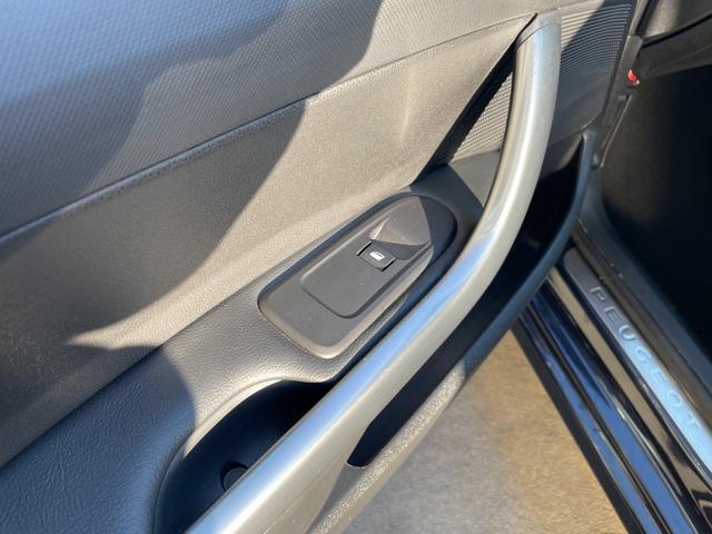 SW スポーティアム 正規ディーラー車 7人乗り 禁煙車 フルセグナビ HDD Bluetoothオーディオ CD SD ETC バックカメラ リア障害物ソナー 大型ガラスルーフ ハーフレザーシート クルーズコントロール(43枚目)