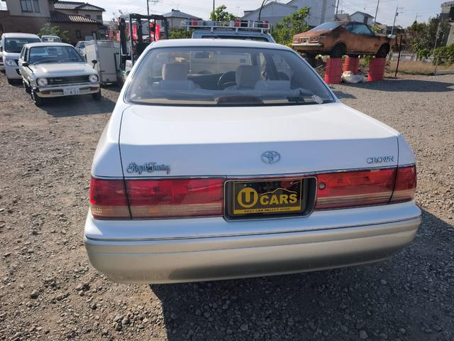 クラウン 　アルミホイール　ＡＴ　パワーウィンドウ　運転席エアバッグ（11枚目）