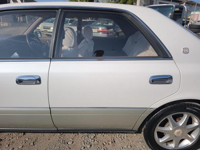 クラウン 　アルミホイール　ＡＴ　パワーウィンドウ　運転席エアバッグ（26枚目）