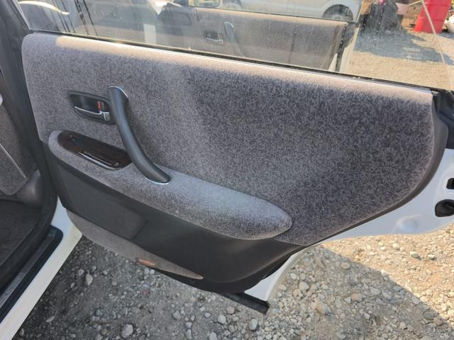 クラウン 　アルミホイール　ＡＴ　パワーウィンドウ　運転席エアバッグ（30枚目）