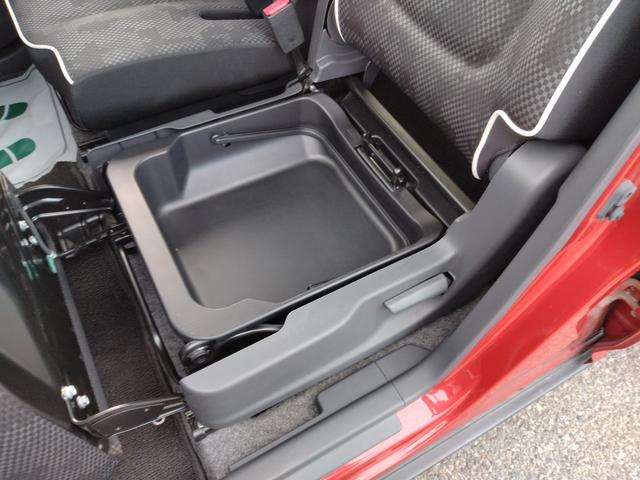 ハスラー Ｘ　１２ヶ月走行距離無制限保証　ツートンカラー　全方位カメラ　８インチナビ　ＥＴＣ　ドライブレコーダー　前席シートヒーター　プッシュスタート　　純正１５インチアルミホイール　フォグランプ　ステアリモコン（33枚目）