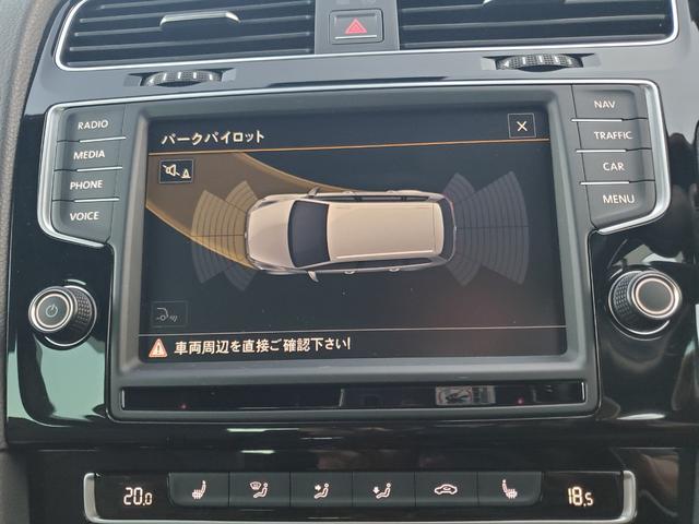 ゴルフＲヴァリアント ベースグレード　Ｒ専用レザーシート　Ｒ専用サス　ナビ・フルセグＴＶ　　ＡｐｐｌｅＣａｒＰｌａｙ　バックカメラ　アダプティブクルーズコントロール　ブラインドスポットアシスト　専用バンパー１８インチアルミホイール（16枚目）