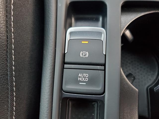 ゴルフＲヴァリアント ベースグレード　Ｒ専用レザーシート　Ｒ専用サス　ナビ・フルセグＴＶ　　ＡｐｐｌｅＣａｒＰｌａｙ　バックカメラ　アダプティブクルーズコントロール　ブラインドスポットアシスト　専用バンパー１８インチアルミホイール（27枚目）