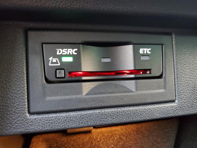 ゴルフＲヴァリアント ベースグレード　Ｒ専用レザーシート　Ｒ専用サス　ナビ・フルセグＴＶ　　ＡｐｐｌｅＣａｒＰｌａｙ　バックカメラ　アダプティブクルーズコントロール　ブラインドスポットアシスト　専用バンパー１８インチアルミホイール（30枚目）