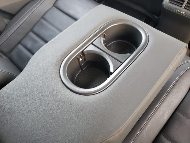ゴルフＲヴァリアント ベースグレード　Ｒ専用レザーシート　Ｒ専用サス　ナビ・フルセグＴＶ　　ＡｐｐｌｅＣａｒＰｌａｙ　バックカメラ　アダプティブクルーズコントロール　ブラインドスポットアシスト　専用バンパー１８インチアルミホイール（33枚目）