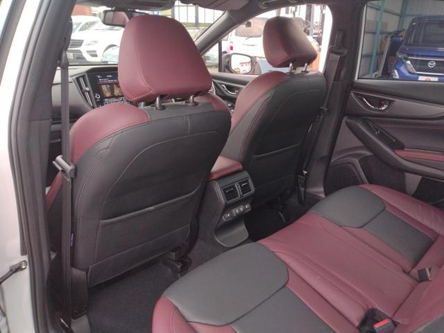 11.6インチセンターインフォメーションディスプレイ フルセグTV  アイサイト メモリー付きパワーシート 全席シートヒーター バックカメラサイドカメラ ドライブレコーダー