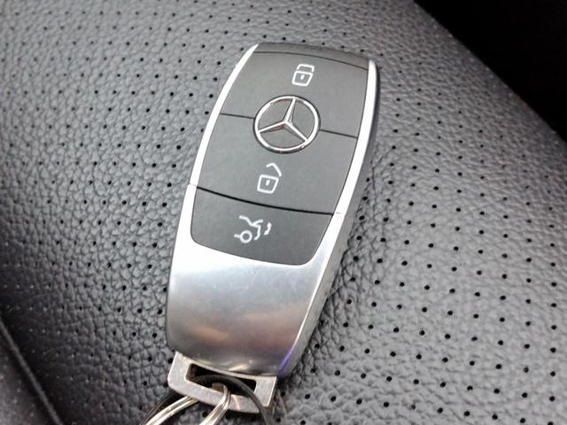 Cクラスステーションワゴン C180ステーションワゴンアバンギャルドAMGライン 12ヵ月走行無制限保証 純正ナビ地デジ Bluetooth リアカメラ 電動リヤテールゲート アダプティブクルーズコントロール ブラインドスポットモニター パワーシート シートヒーター ETC(29枚目)