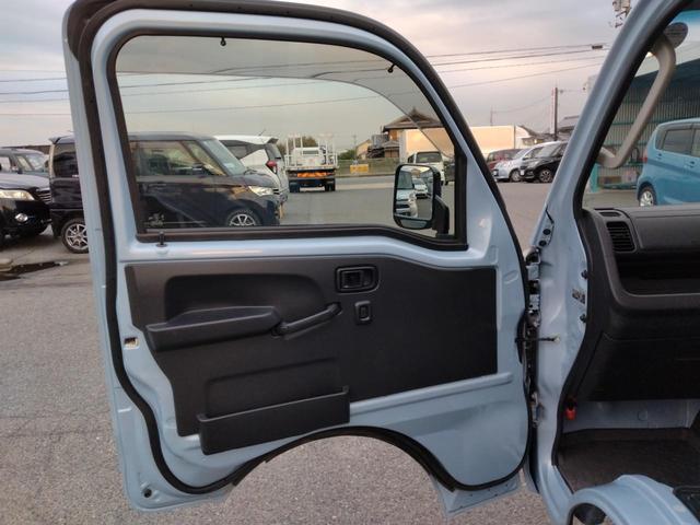 ハイゼットトラック ジャンボSAIIIt 12ヵ月走行無制限保証 4WD オートマチック車 CDチューナー LEDヘッドランプ LEDフォグランプ 大型荷台作業灯 エアコン エアバック パワーウインドウ キーレスエントリー パワードアロック(20枚目)