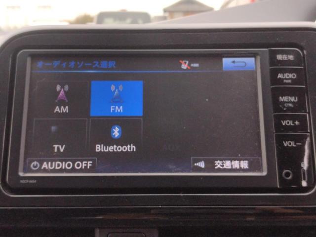 シエンタ ハイブリッドＸ　１２ヵ月走行無制限保証　ドライブレコーダー　リアカメラ　ナビ　ＴＶ　両側スライド・片側電動　オートライト　スマートキー　３列シート　ウォークスルー　ＣＶＴ　アルミホイール　ミュージックプレイヤー接続可（33枚目）