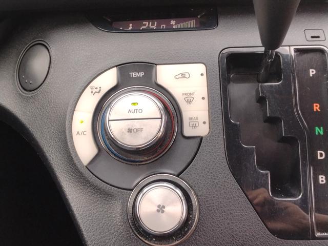 シエンタ ハイブリッドＸ　１２ヵ月走行無制限保証　ドライブレコーダー　リアカメラ　ナビ　ＴＶ　両側スライド・片側電動　オートライト　スマートキー　３列シート　ウォークスルー　ＣＶＴ　アルミホイール　ミュージックプレイヤー接続可（36枚目）