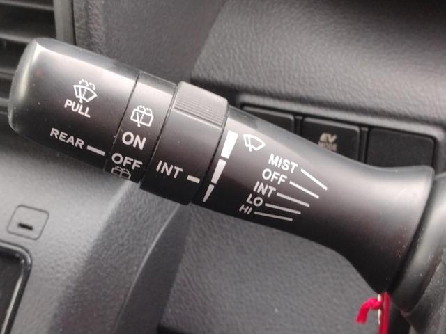 シエンタ ハイブリッドＸ　１２ヵ月走行無制限保証　ドライブレコーダー　リアカメラ　ナビ　ＴＶ　両側スライド・片側電動　オートライト　スマートキー　３列シート　ウォークスルー　ＣＶＴ　アルミホイール　ミュージックプレイヤー接続可（40枚目）