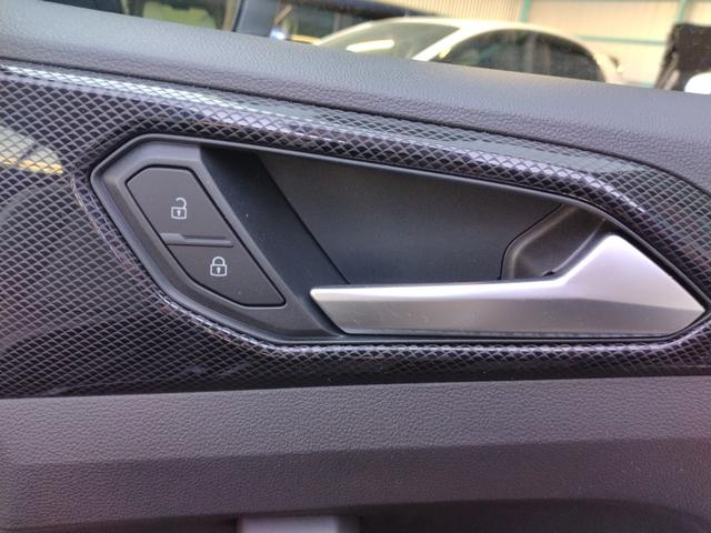 Ｔ－クロス ＴＳＩ　スタイル　１２ヵ月走行無制限保証　ＥＴＣ　Ａｐｐ－Ｃｏｎｎｅｃｔ　フルデジタルメータークラスター　クリアランスソナー　オートクルーズコントロール　レーンアシスト　パークアシスト　ＬＥＤヘッドランプ（41枚目）