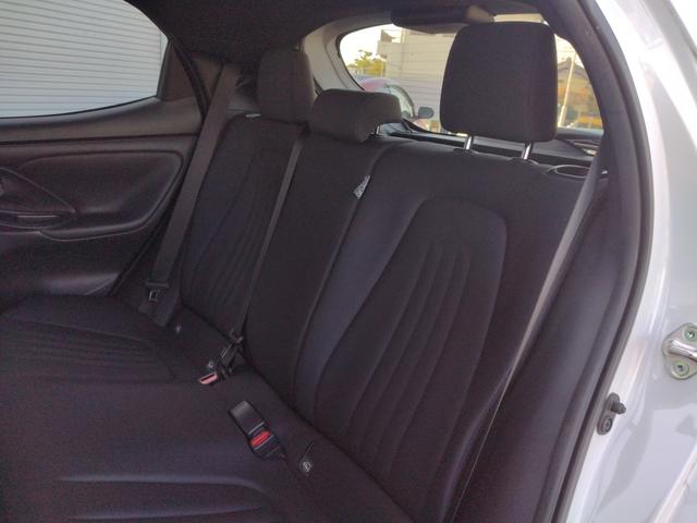 ヤリス Ｇ　１２ヵ月走行無制限保証　ＥＴＣ　バックカメラ　ナビ　レーンアシスト　衝突被害軽減システム　オートマチックハイビーム　オートライト　スマートキー　電動格納ミラー　ＣＶＴ　盗難防止システム　ＡＢＳ　ＵＳＢ（42枚目）