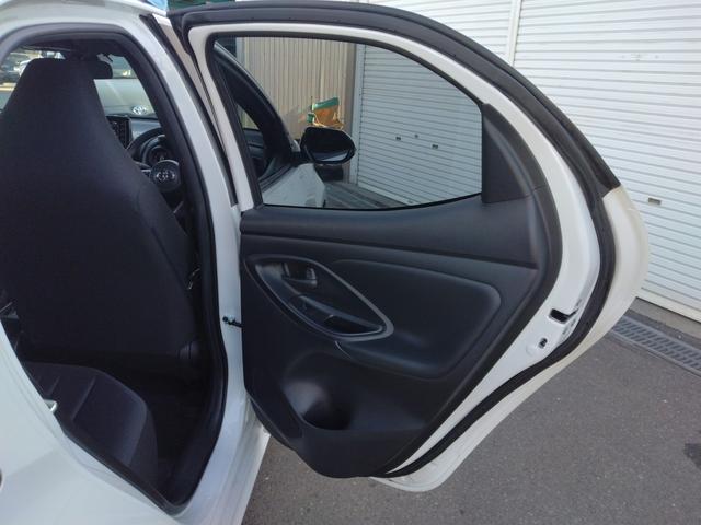 ヤリス Ｇ　１２ヵ月走行無制限保証　ＥＴＣ　バックカメラ　ナビ　レーンアシスト　衝突被害軽減システム　オートマチックハイビーム　オートライト　スマートキー　電動格納ミラー　ＣＶＴ　盗難防止システム　ＡＢＳ　ＵＳＢ（46枚目）