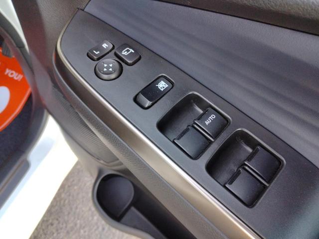 ソリオ ハイブリッドＳＺ　全方位モニター付メモリーナビ装着車　１２ヵ月走行無制限保証　全周囲カメラ　ナビ　ＴＶ　クリアランスソナー　アダクティブクルーズコントロール　レーンアシスト　衝突被害軽減システム　両側電動スライドドア　　ＬＥＤヘッドランプ　スマートキー（33枚目）