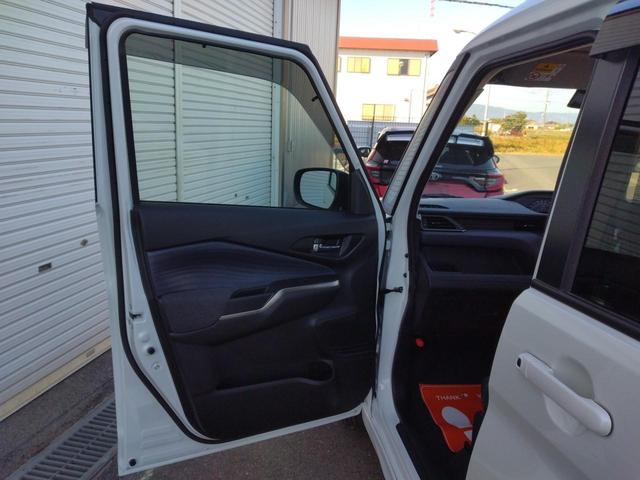 ソリオ ハイブリッドＳＺ　全方位モニター付メモリーナビ装着車　１２ヵ月走行無制限保証　全周囲カメラ　ナビ　ＴＶ　クリアランスソナー　アダクティブクルーズコントロール　レーンアシスト　衝突被害軽減システム　両側電動スライドドア　　ＬＥＤヘッドランプ　スマートキー（61枚目）