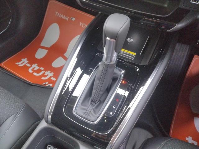 ヴェゼル ｅ：ＨＥＶ　Ｚ　１２ヶ月走行無制限保証　４ＷＤ　ホンダコネクトディスプレイ　Ｂｌｕｅｔｏｏｔｈ　マルチビューカメラ　ＥＴＣ２．０　ワイヤレス充電器　クリアランスソナー　アダクティブクルーズコントロール　ＬＥＤヘッド（12枚目）