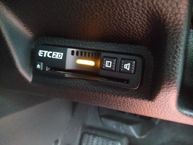 ヴェゼル ｅ：ＨＥＶ　Ｚ　１２ヶ月走行無制限保証　４ＷＤ　ホンダコネクトディスプレイ　Ｂｌｕｅｔｏｏｔｈ　マルチビューカメラ　ＥＴＣ２．０　ワイヤレス充電器　クリアランスソナー　アダクティブクルーズコントロール　ＬＥＤヘッド（13枚目）