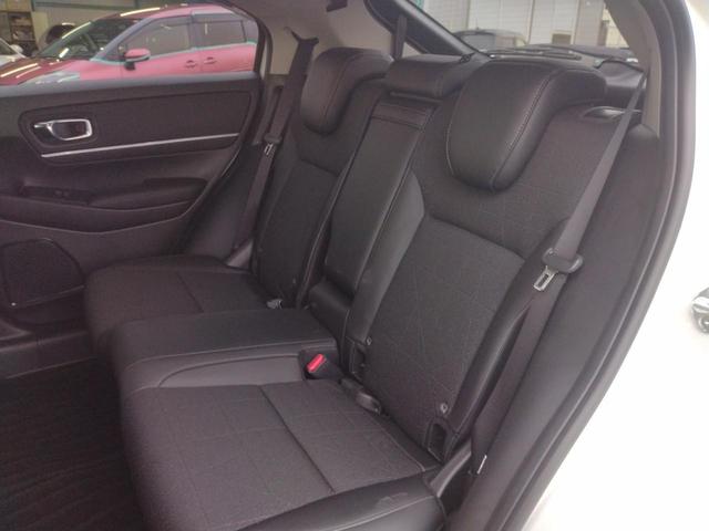 ヴェゼル ｅ：ＨＥＶ　Ｚ　１２ヶ月走行無制限保証　４ＷＤ　ホンダコネクトディスプレイ　Ｂｌｕｅｔｏｏｔｈ　マルチビューカメラ　ＥＴＣ２．０　ワイヤレス充電器　クリアランスソナー　アダクティブクルーズコントロール　ＬＥＤヘッド（49枚目）