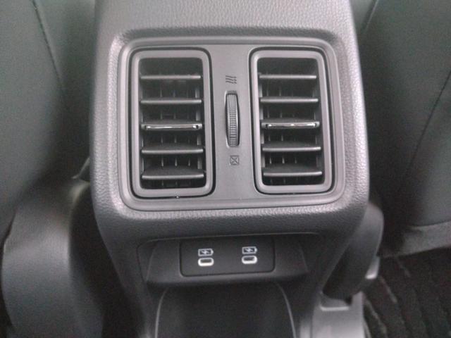 ヴェゼル ｅ：ＨＥＶ　Ｚ　１２ヶ月走行無制限保証　４ＷＤ　ホンダコネクトディスプレイ　Ｂｌｕｅｔｏｏｔｈ　マルチビューカメラ　ＥＴＣ２．０　ワイヤレス充電器　クリアランスソナー　アダクティブクルーズコントロール　ＬＥＤヘッド（50枚目）