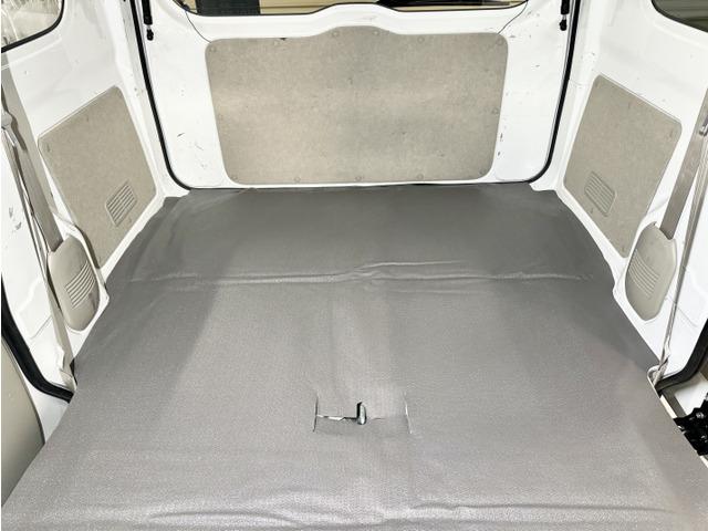 エブリイ ＰＣ　４ＡＴ　ＥＴＣ　ナビ　ＴＶ　タイヤ新品　荷室マット新品　キーレス　ＰＷ　整備済み　消耗品部品交換済み（53枚目）
