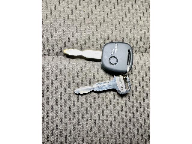 ＮＶ１００クリッパーバン ＤＸ　ＧＬエマージェンシーブレーキパッケージ　５ＡＧＳ　ＡＴ新品　クラッチ新品　ナビ　Ｂｌｕｅｔｏｏｔｈ　コーナーセンサー　キーレス　ＰＷ　電動ミラー　レーダーブレーキ　整備済み　消耗品部品交換み（37枚目）