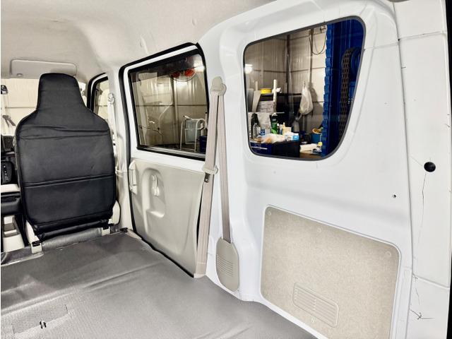 エブリイ ＰＡリミテッド　４ＡＴ　シートカバー新品　ＥＴＣ　キーレス　レーダーブレーキ　荷室マット新品　整備済み　定期交換部品交換済み（52枚目）