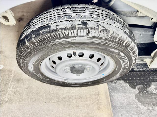 エブリイ ＰＡリミテッド　４ＡＴ　シートカバー新品　ＥＴＣ　キーレス　レーダーブレーキ　荷室マット新品　整備済み　定期交換部品交換済み（61枚目）