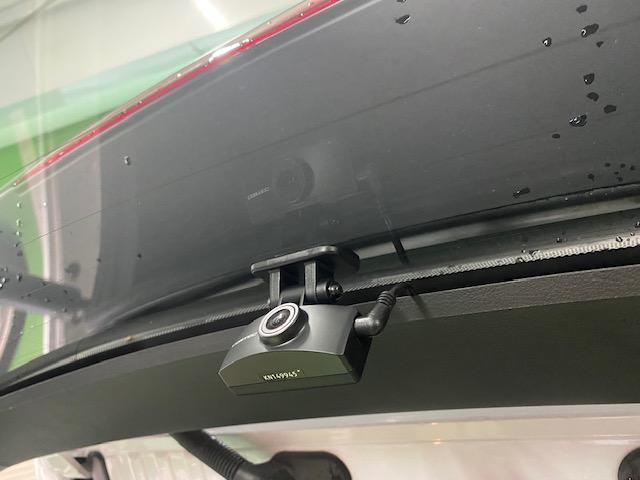 カイエン ベースグレード　ティプトロニックＳ　スポーツクロノパッケージ　４ＷＤ　ナビゲーション＆ＴＶ　ベージュレザー電動シート　ＥＴＣ　ドライブレコーダー　ＨＩＤヘッドライト　純正１８インチアルミ　電動リヤゲート　整備保証付（39枚目）