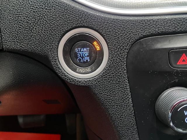 ダッジ・チャージャー ベースグレード　ＳＲＴ仕様　社外２２インチアルミホイール　ローダウン　カスタムレザー電動シート　ＬＥＤヘッドライト　ＰＵＳＨスタート　バックカメラ　クルーズコントロール　スマートキー　ＡＢＳ　エアバック　整備保証付（29枚目）