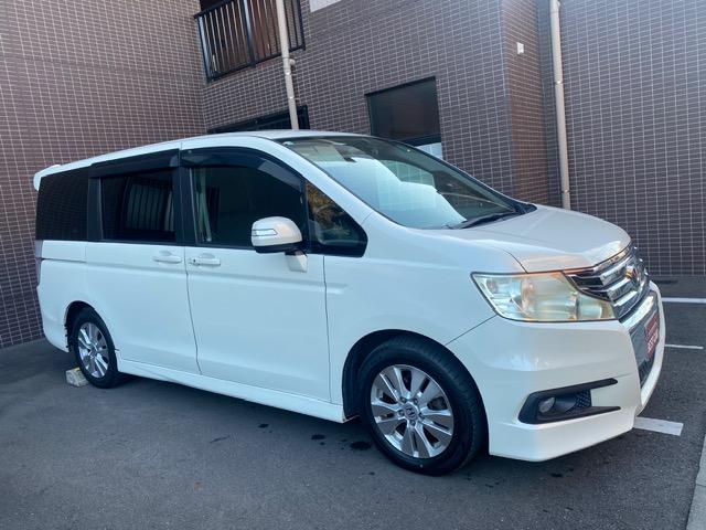 ステップワゴンスパーダ Ｓ　純正ナビゲーション　地デジテレビ　ＥＴＣ　バックカメラ　前後ドライブレコーダー　ＨＩＤヘッドライト　電動スライドドア　純正アルミホイール　純正エアロ　ＡＢＳ　エアバック　キーレスエントリー　整備保証付（8枚目）