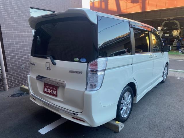 ステップワゴンスパーダ Ｓ　純正ナビゲーション　地デジテレビ　ＥＴＣ　バックカメラ　前後ドライブレコーダー　ＨＩＤヘッドライト　電動スライドドア　純正アルミホイール　純正エアロ　ＡＢＳ　エアバック　キーレスエントリー　整備保証付（9枚目）