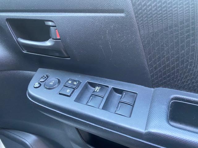 ステップワゴンスパーダ Ｓ　純正ナビゲーション　地デジテレビ　ＥＴＣ　バックカメラ　前後ドライブレコーダー　ＨＩＤヘッドライト　電動スライドドア　純正アルミホイール　純正エアロ　ＡＢＳ　エアバック　キーレスエントリー　整備保証付（11枚目）