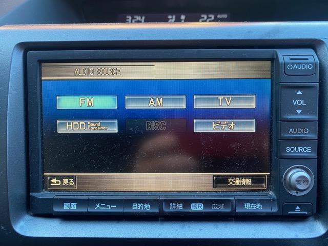 ステップワゴンスパーダ Ｓ　純正ナビゲーション　地デジテレビ　ＥＴＣ　バックカメラ　前後ドライブレコーダー　ＨＩＤヘッドライト　電動スライドドア　純正アルミホイール　純正エアロ　ＡＢＳ　エアバック　キーレスエントリー　整備保証付（17枚目）