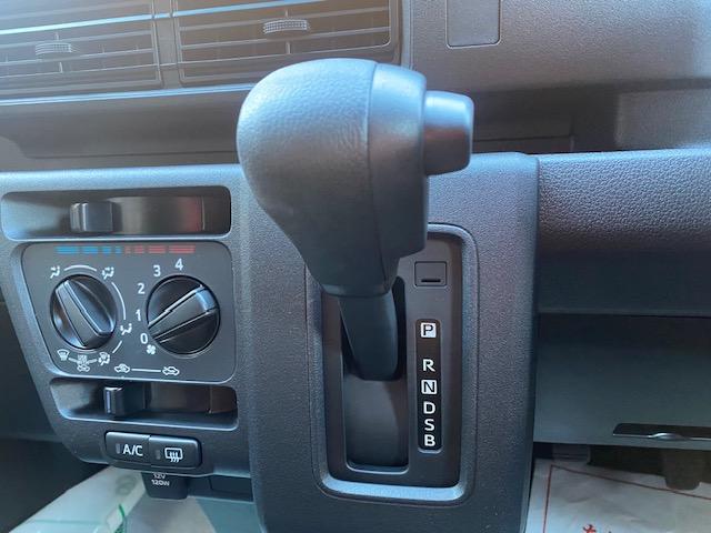 ハイゼットカーゴ クルーズターボ　衝突被害軽減システム　スマートアシスト　クリアランスソナー　純正メモリーナビ　フルセグＴＶ　両側スライドドア　スマートキー　アイドリングストップ　ＥＳＣ　エアコン　整備保証付（27枚目）