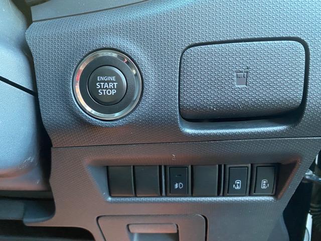 ソリオ ブラック＆ホワイト　社外ナビゲーション　地デジＴＶ　両側電動スライドドア　ＥＴＣ　ＨＩＤヘッドライト　スマートキー　シートヒーター　純正アルミホイール　純正エアロ　専用シート　ＡＢＳ　エアバック　整備保証付（20枚目）