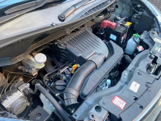 ソリオ ブラック＆ホワイト　社外ナビゲーション　地デジＴＶ　両側電動スライドドア　ＥＴＣ　ＨＩＤヘッドライト　スマートキー　シートヒーター　純正アルミホイール　純正エアロ　専用シート　ＡＢＳ　エアバック　整備保証付（32枚目）