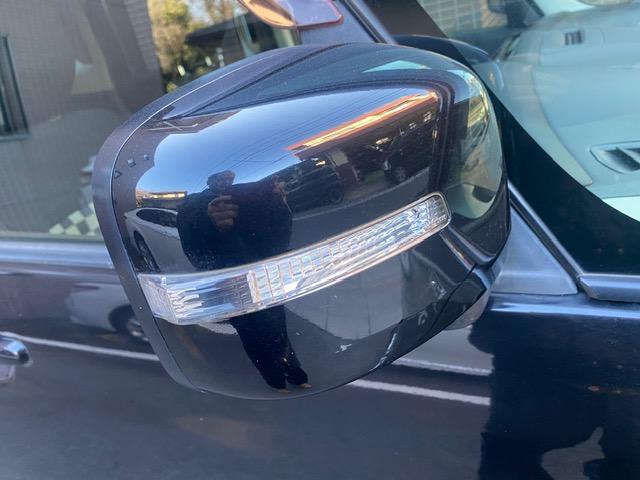 ソリオ ブラック＆ホワイト　社外ナビゲーション　地デジＴＶ　両側電動スライドドア　ＥＴＣ　ＨＩＤヘッドライト　スマートキー　シートヒーター　純正アルミホイール　純正エアロ　専用シート　ＡＢＳ　エアバック　整備保証付（38枚目）