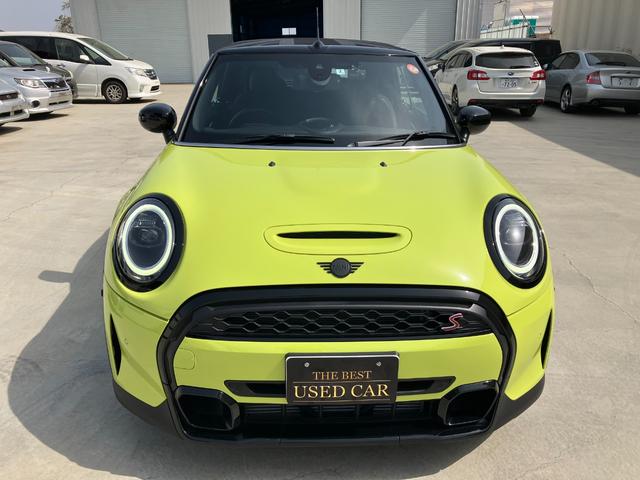 ＭＩＮＩ クーパーＳ　コンバーチブル　ミニ・ユアーズ・トリム　ユアーズ・ソフトトップ　黒革シート　バックモニター　ＡｐｐｌｅＣａｒｐｌａｙ　Ｂｌｕｅｔｏｏｔｈ　ＵＳＢ　ワイヤレス充電　シートヒーター　ドラレコ　ＥＴＣ　スマートキー（2枚目）