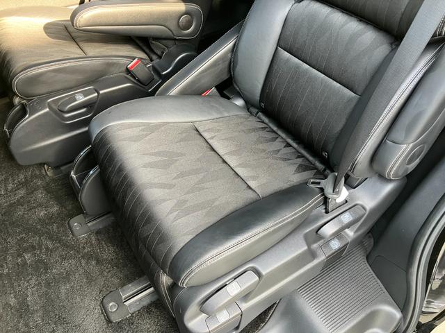 オデッセイハイブリッド ハイブリッドアブソルート・ＥＸホンダセンシング　純正ナビ　フルセグＴＶ　バックモニター　全周囲カメラ　後席フリップダウンモニター　両側パワースライド　ホンダセンシング　パワーシート　シートヒーター　Ｂｌｕｅｔｏｏｔｈ　ＵＳＢ　ＨＤＭＩ　ドラレコ（15枚目）