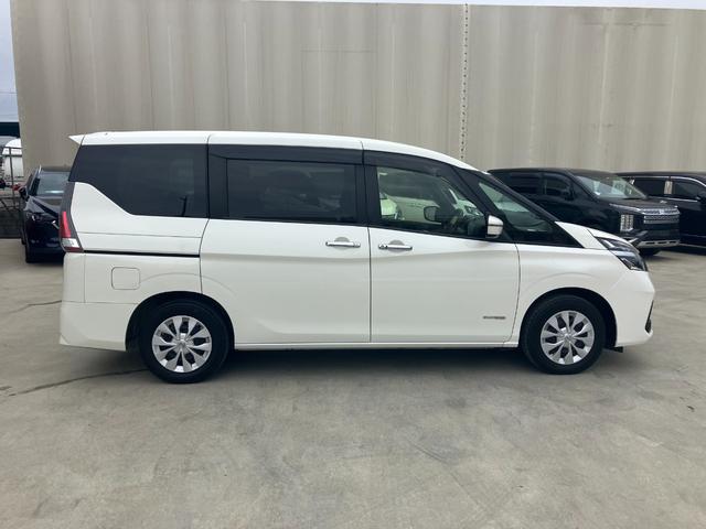 セレナ ＸＶ　エクリプスナビ　フルセグＴＶ　バックモニター　両側パワースライド　Ｂｌｕｅｔｏｏｔｈ　ＵＳＢ　ＣＤ　ＤＶＤ再生　ＥＴＣ　ウィンカーミラー　スマートキー（11枚目）