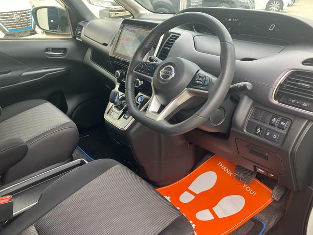 セレナ e-パワー ハイウェイスターV 純正ナビ フルセグTV バックモニター 全周囲カメラ アルパイン後席フリップダウンモニター デジタルインナーミラー 両側パワースライド プロパイロット シートヒーター Bluetooth USB(3枚目)