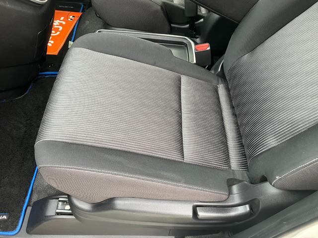 セレナ e-パワー ハイウェイスターV 純正ナビ フルセグTV バックモニター 全周囲カメラ アルパイン後席フリップダウンモニター デジタルインナーミラー 両側パワースライド プロパイロット シートヒーター Bluetooth USB(14枚目)