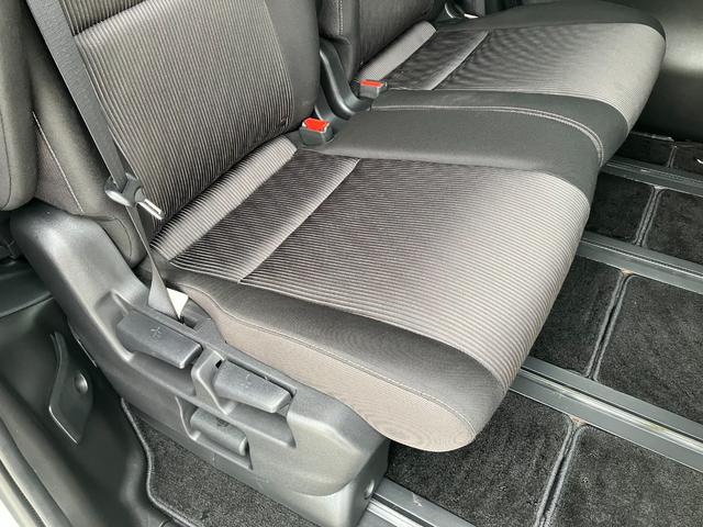 セレナ e-パワー ハイウェイスターV 純正ナビ フルセグTV バックモニター 全周囲カメラ アルパイン後席フリップダウンモニター デジタルインナーミラー 両側パワースライド プロパイロット シートヒーター Bluetooth USB(15枚目)